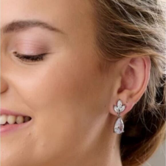 BRAND NEW BELIEVE BY BRILLIANCE CUBIC ZIRCONIA DROP EARRINGS EARRINGS - Picture 1 of 13